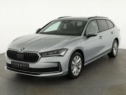 Aluminium silber metallic Neu 2025 Skoda Superb Selection Kombi | 45.445 € (Fairer Preis)