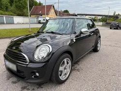 Schwarz Gebraucht 2011 Mini ONE Kleinwagen | 3.999 € (Etwas zu teuer)