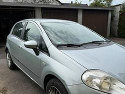 Silber Gebraucht 2005 Fiat Punto Kleinwagen | 1.900 € (Fairer Preis)