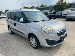 Silber Gebraucht 2015 Opel Combo Edition Van / Kleinbus | 4.900 € (Fairer Preis)