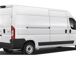 Icyweiß icyweiß Neu 2024 Peugeot Boxer Van | 35.775 € (Fairer Preis)