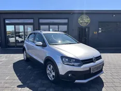 Reflexsilber Gebraucht 2011 VW Polo Cross Kleinwagen | 6.999 € (Fairer Preis)