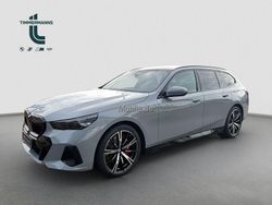 Grau Neu 2025 BMW 540 M Sport Kombi | 83.190 € (Etwas zu teuer)