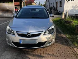 Silber Gebraucht 2011 Opel Astra S Kombi | 4.240 € (Fairer Preis)