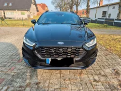 Schwarz Gebraucht 2019 Ford Mondeo ST-Line Limousine | 19.900 € (Teuer)