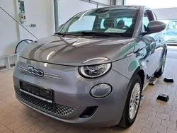 Grau Gebraucht 2023 Fiat 500e Kleinwagen | 21.888 € (Fairer Preis)