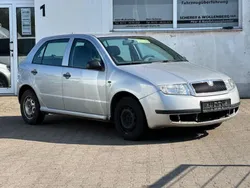 Silber Gebraucht 2003 Skoda Fabia Limousine | 400 € (Superpreis)