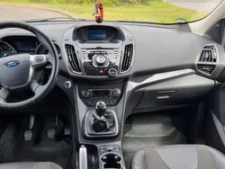 Grau Gebraucht 2015 Ford Kuga SYNC Edition SUV | 10.500 € (Guter Preis)