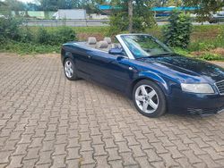Blau Gebraucht 2002 Audi A4 Cabriolet Cabrio | 3.700 € (Etwas zu teuer)