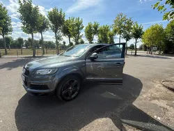 Grau Gebraucht 2013 Audi Q7 Comfort SUV | 17.200 € (Guter Preis)