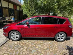 Rot Gebraucht 2016 Ford S-MAX Titanium Van / Kleinbus | 20.400 € (Guter Preis)