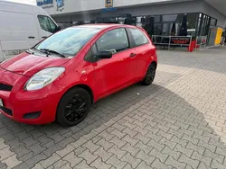 Rot Gebraucht 2010 Toyota Yaris Kleinwagen | 2.100 € (Fairer Preis)