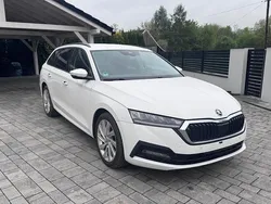 Weiß Gebraucht 2021 Skoda Octavia Kombi | 18.499 € (Guter Preis)