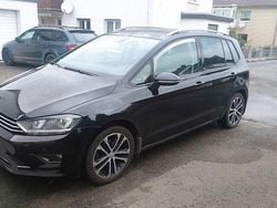 Schwarz Gebraucht 2016 VW Golf Sportsvan Allstar Van / Kleinbus | 11.499 € (Superpreis)