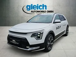 Schneeweiss Neu 2024 Kia Niro Spirit SUV | 38.900 € (Fairer Preis)