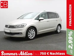 Silber Gebraucht 2023 VW Touran Highline Van / Kleinbus | 34.250 € (Fairer Preis)