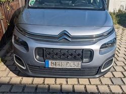 Grau Gebraucht 2023 Citroën Berlingo Shine Van / Kleinbus | 27.990 € (Fairer Preis)