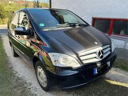 Schwarz Gebraucht 2013 Mercedes Viano Van / Kleinbus | 14.900 € (Etwas zu teuer)