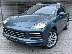 Biskayablau Gebraucht 2018 Porsche Cayenne SUV | 52.360 € (Etwas zu teuer)