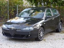 Grau Gebraucht 2006 Alfa Romeo 147 Kleinwagen | 350 € (Superpreis)