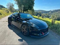 Schwarz Gebraucht 2011 Nissan 370Z Pack Coupé | 29.999 € (Teuer)