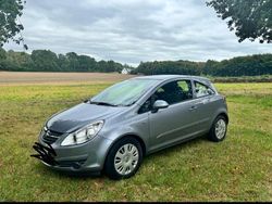 Grau Gebraucht 2007 Opel Corsa Catch Me Limousine | 3.900 € (Fairer Preis)