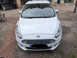 Weiß Gebraucht 2018 Ford S-MAX S Van / Kleinbus | 15.999 € (Fairer Preis)
