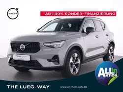 Grau vapour grey / metallic Gebraucht 2024 Volvo XC40 Plus SUV | 39.750 € (Fairer Preis)