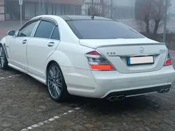 Weiß Gebraucht 2008 Mercedes S550 Limousine | 24.900 €