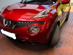 Rot Gebraucht 2016 Nissan Juke N-Connecta SUV | 10.700 € (Etwas zu teuer)