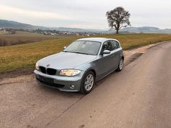 Grau Gebraucht 2004 BMW 120 Kleinwagen | 3.000 € (Guter Preis)
