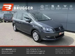 Grau (indiumgrau metallic) Gebraucht 2022 VW Sharan Comfortline Van / Kleinbus | 36.880 € (Teuer)