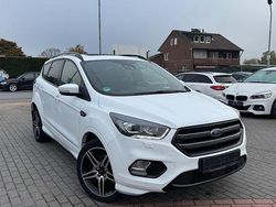 Weiß Gebraucht 2019 Ford Kuga ST-Line SUV | 19.600 € (Fairer Preis)