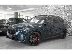 Individual oxfordgrün 2 (metallic) Gebraucht 2024 BMW X5 M M Sport SUV | 95.880 € (Guter Preis)