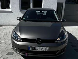 Grau Gebraucht 2017 VW Golf VII Limousine | 12.500 € (Fairer Preis)