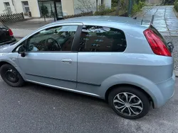Silber Gebraucht 2009 Fiat Punto Kleinwagen | 1.500 € (Etwas zu teuer)