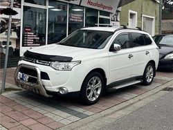 Weiß Gebraucht 2013 Mitsubishi Outlander SUV | 15.000 €