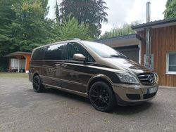 Beige Gebraucht 2011 Mercedes Viano Edition Van / Kleinbus | 22.999 €