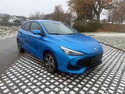 Blau Neu 2025 MG MG3 Luxury Kleinwagen | 15.600 €