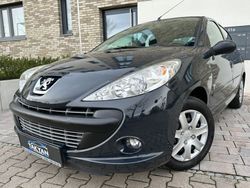 Grau Gebraucht 2012 Peugeot 206+ Kleinwagen | 5.990 € (Teuer)