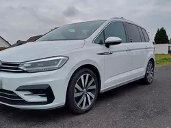 Weiß Gebraucht 2019 VW Touran Highline Van / Kleinbus | 30.900 € (Fairer Preis)