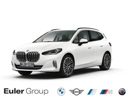 Weiss Gebraucht 2022 BMW 220 Active Tourer Sport Line Van / Kleinbus | 26.799 € (Guter Preis)
