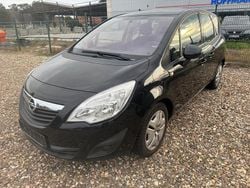 Schwarz Gebraucht 2011 Opel Meriva Edition Van / Kleinbus | 3.499 € (Guter Preis)