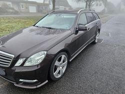 Braun Gebraucht 2013 Mercedes E220 Kombi | 7.500 € (Superpreis)