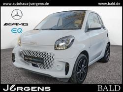 Bodypanels in white Gebraucht 2021 Smart ForTwo Electric Drive Coupé | 8.880 € (Guter Preis)