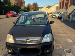 Schwarz Gebraucht 2007 Opel Meriva Van / Kleinbus | 2.850 € (Teuer)