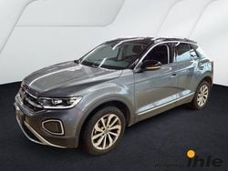 Grau Gebraucht 2024 VW T-Roc Style SUV | 32.390 € (Etwas zu teuer)