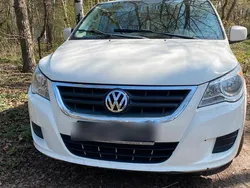 VW Routan