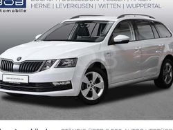 Weiß Gebraucht 2019 Skoda Octavia Soleil Kombi | 15.570 € (Fairer Preis)