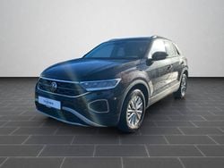 Deep black perleffekt (metallic) Gebraucht 2024 VW T-Roc Life SUV | 22.630 € (Superpreis)